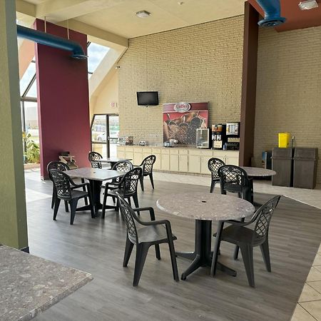 Sycamore Suites Elyria Exterior photo